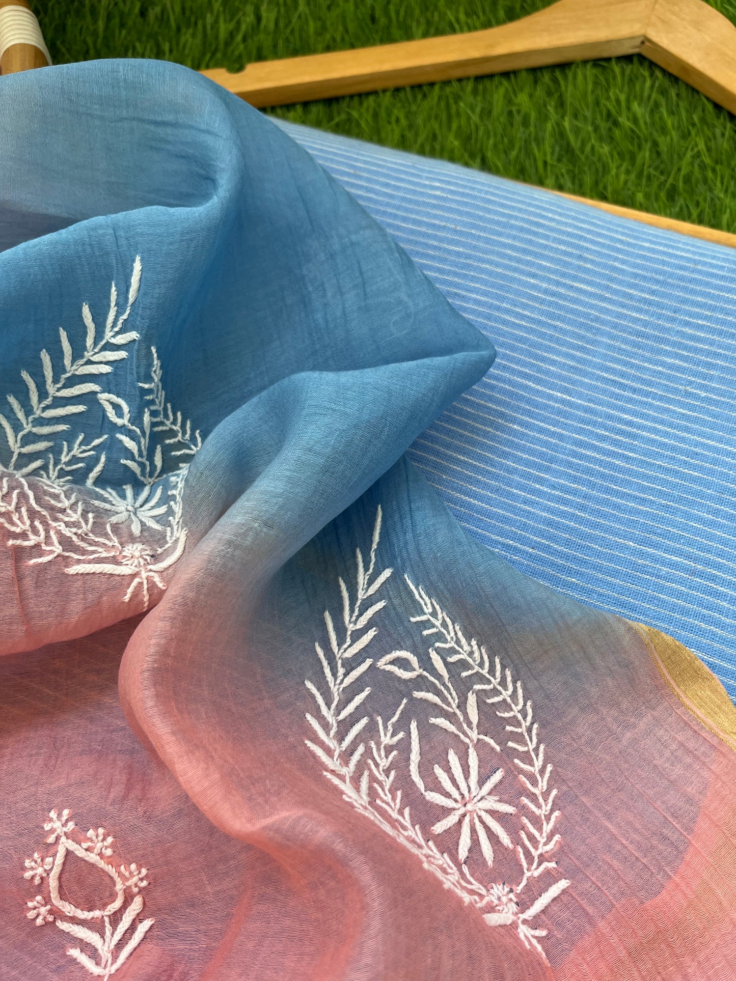 रोज़ाना  :Chanderi Chikankari Dupatta with kala cotton kurta Fabric