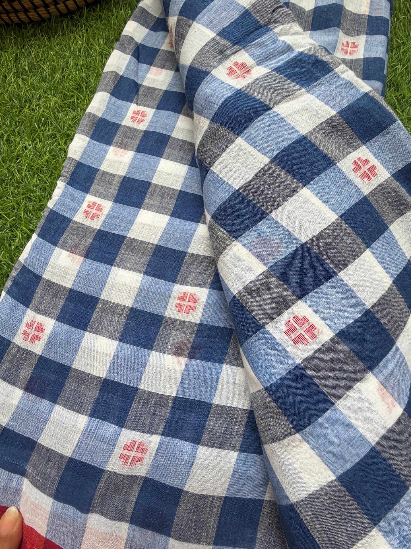 Jaamdani mul fabric