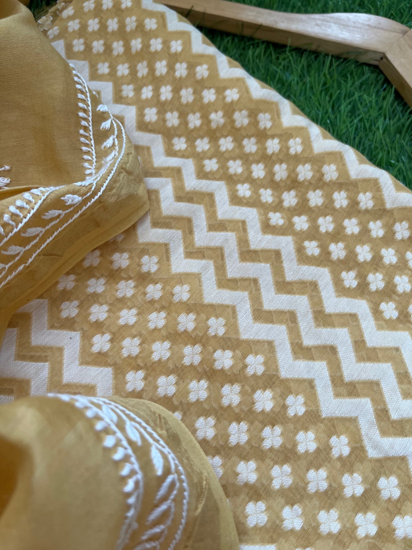 Jaamdani kurta chikankari dupatta