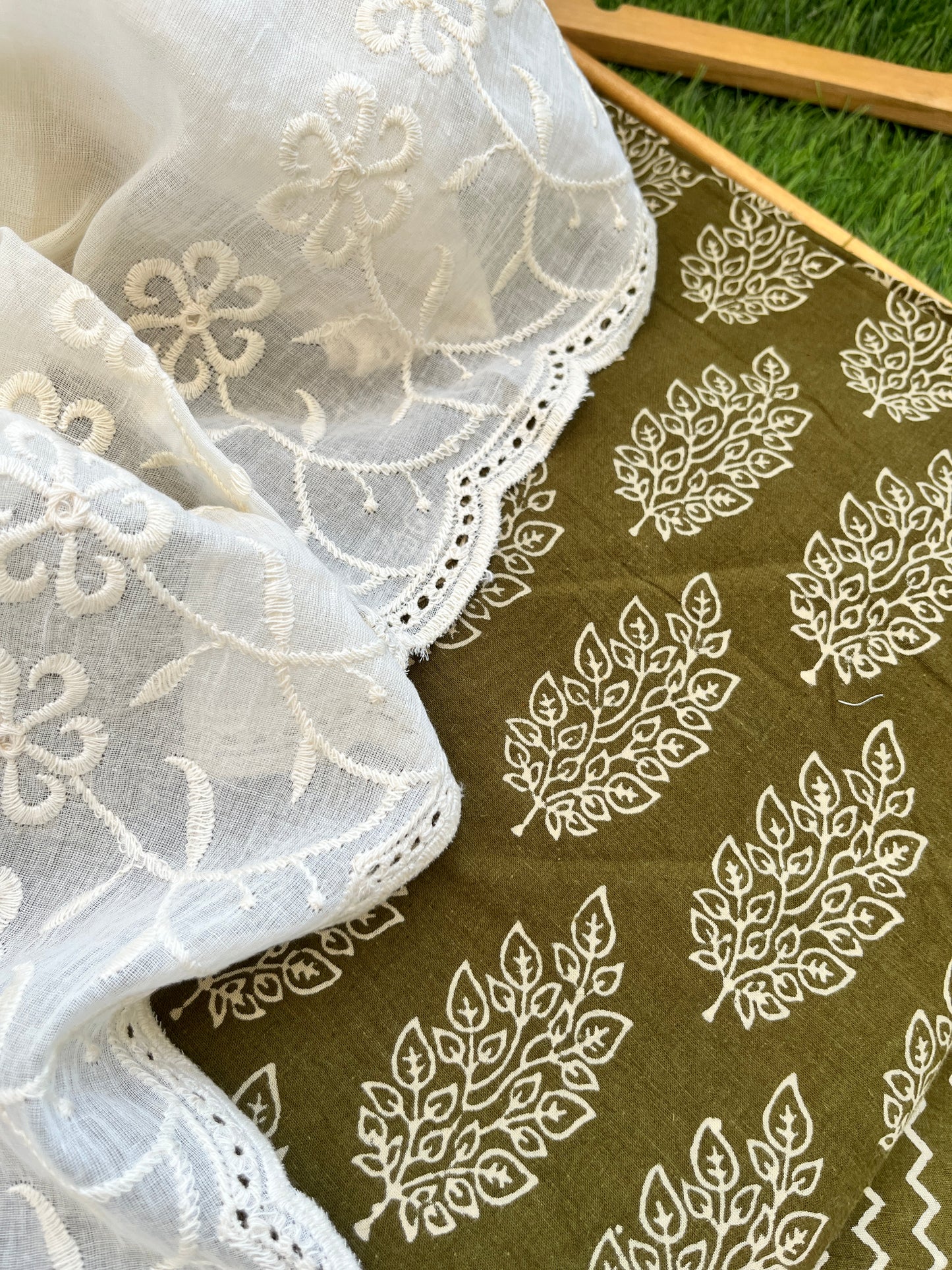 Kurta Bottom scalloped Dupatta