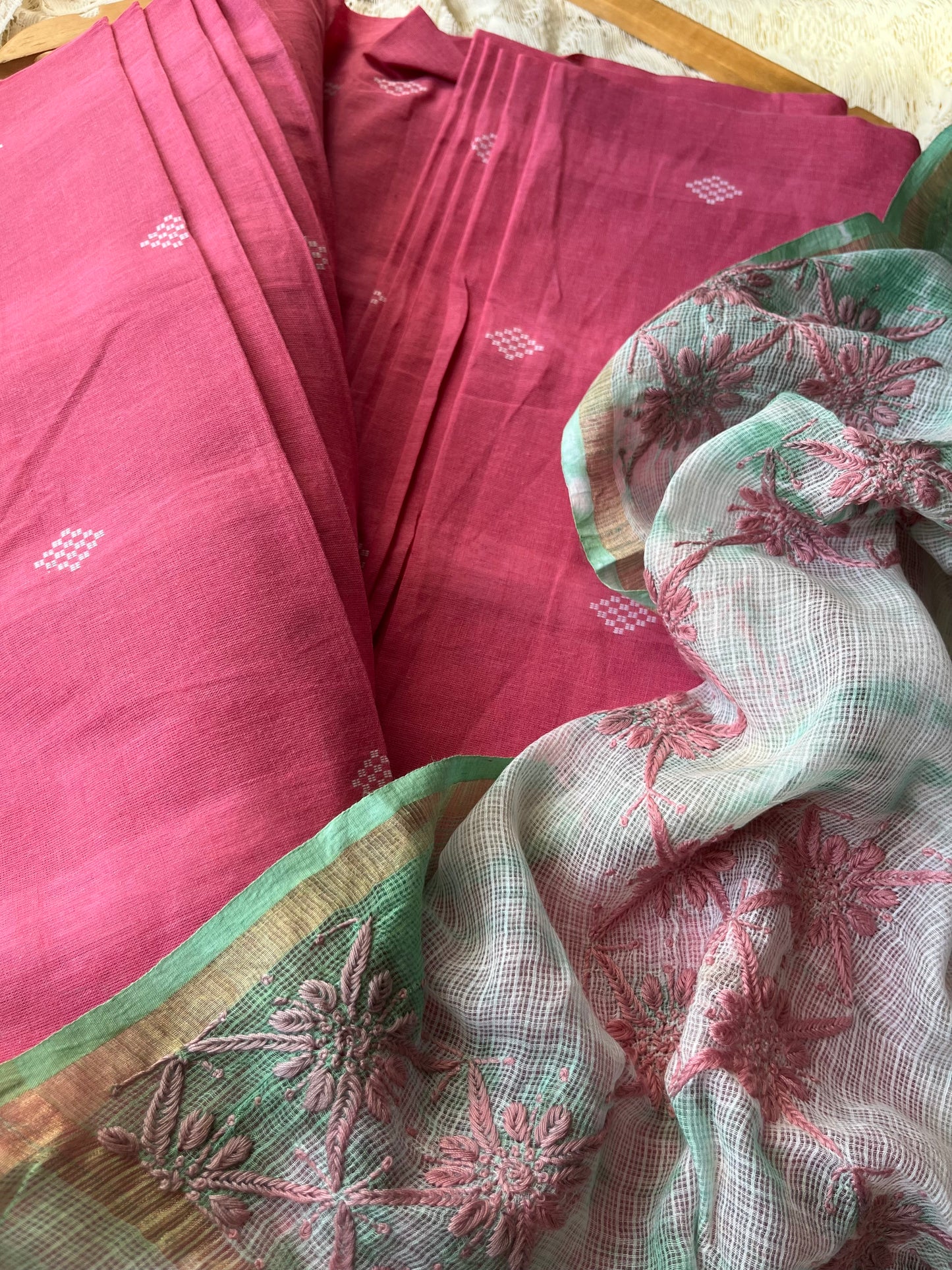 Mangalgiri Cotton kurta bottom chikankari dupatta