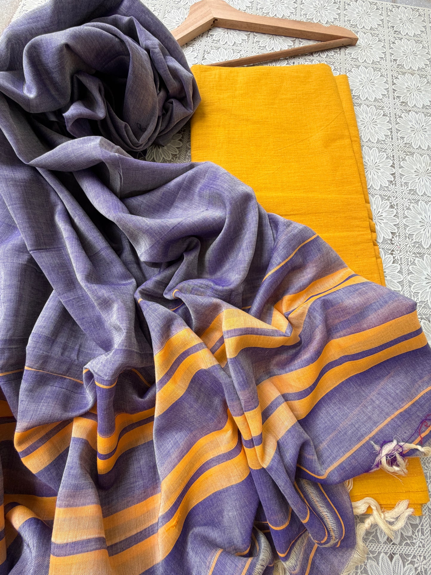 Mangalgiri Cotton 3 pc set - kurta bottom Dupatta