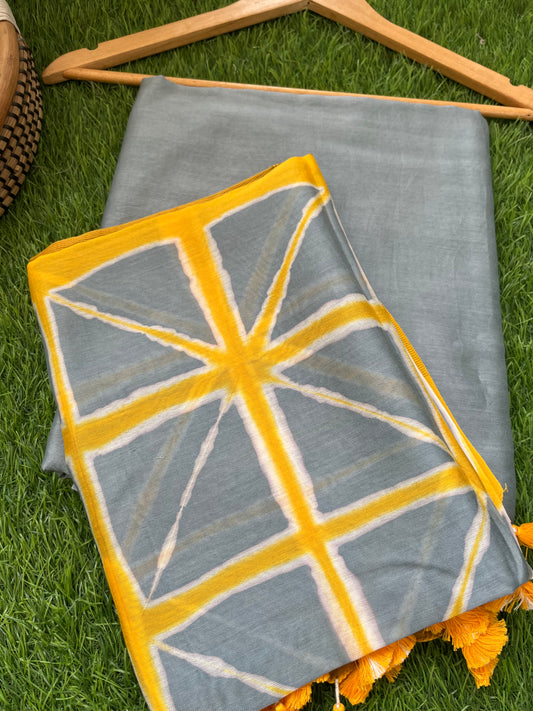 Chanderi Clamp Dye dupatta with plain fabric