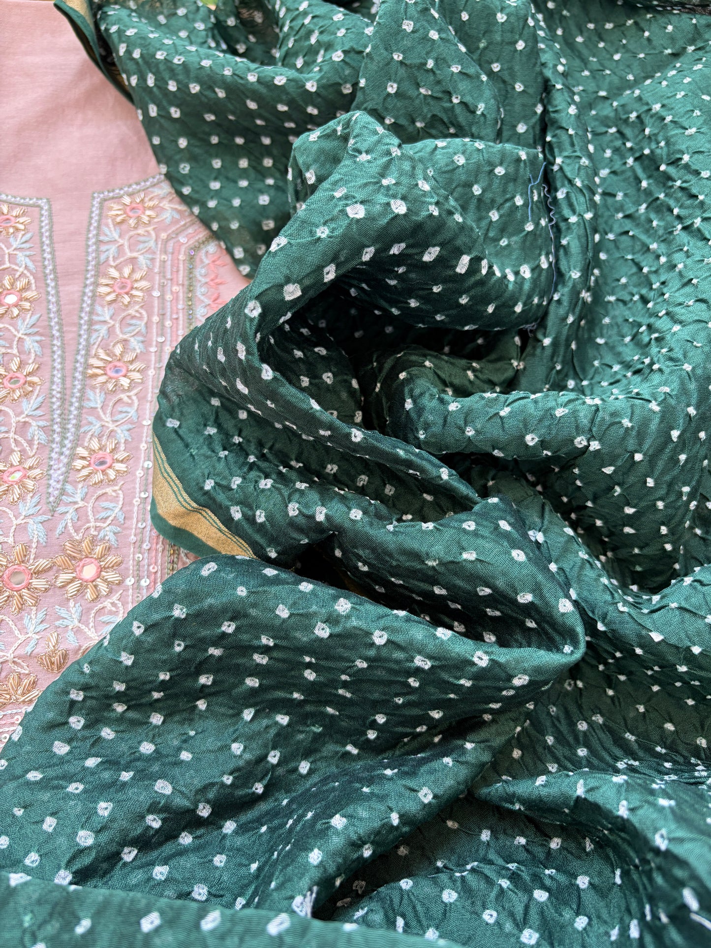 Hand embroidered chanderi kurta chanderi silk bandhani dupatta