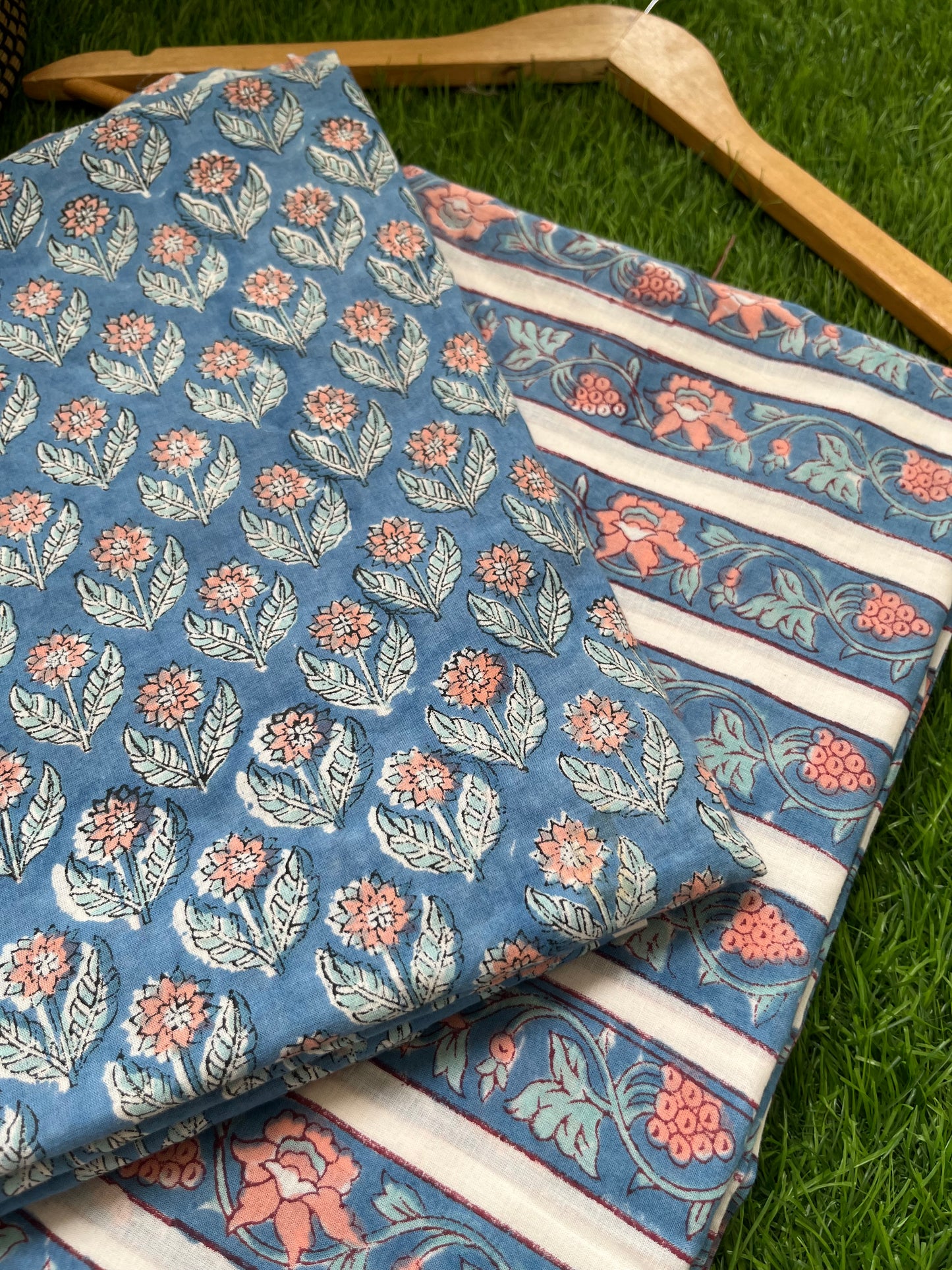 रोज़ाना  :Chanderi Chikankari Dupatta with cotton kurta bottom Fabric