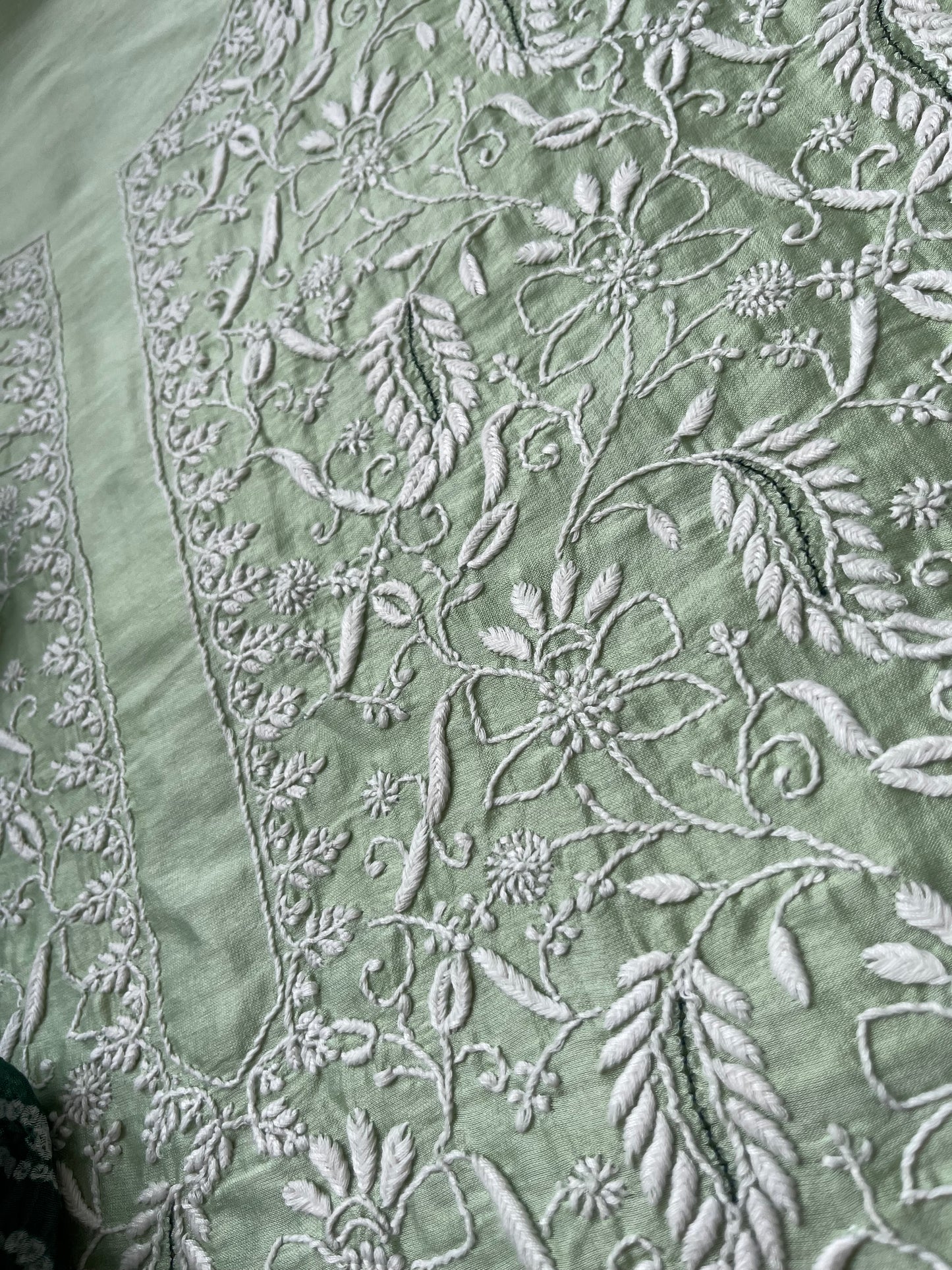 Chanderi Chikankari Kurta bandhani Dupatta