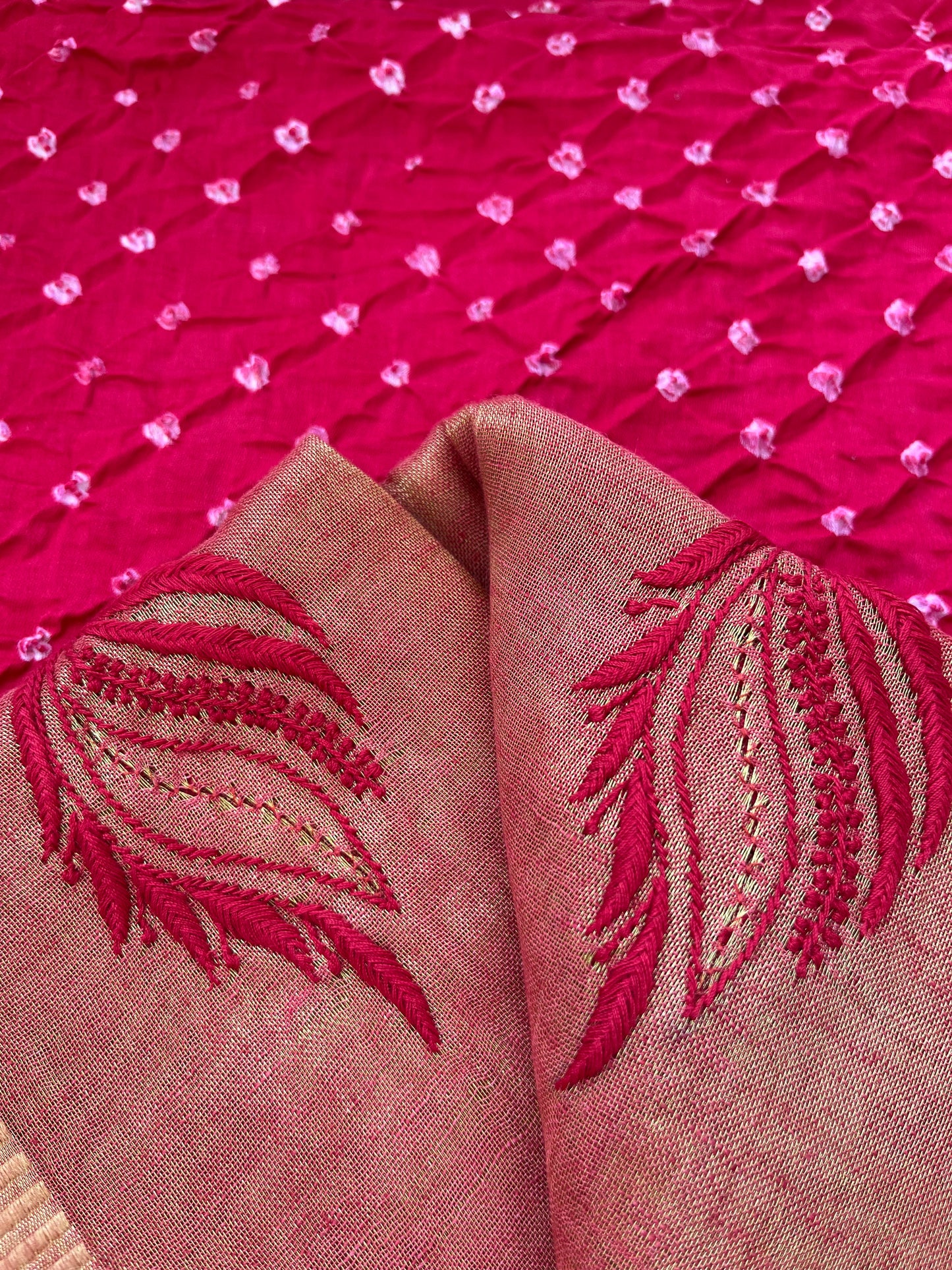 Bandhani kurta chikankari Dupatta