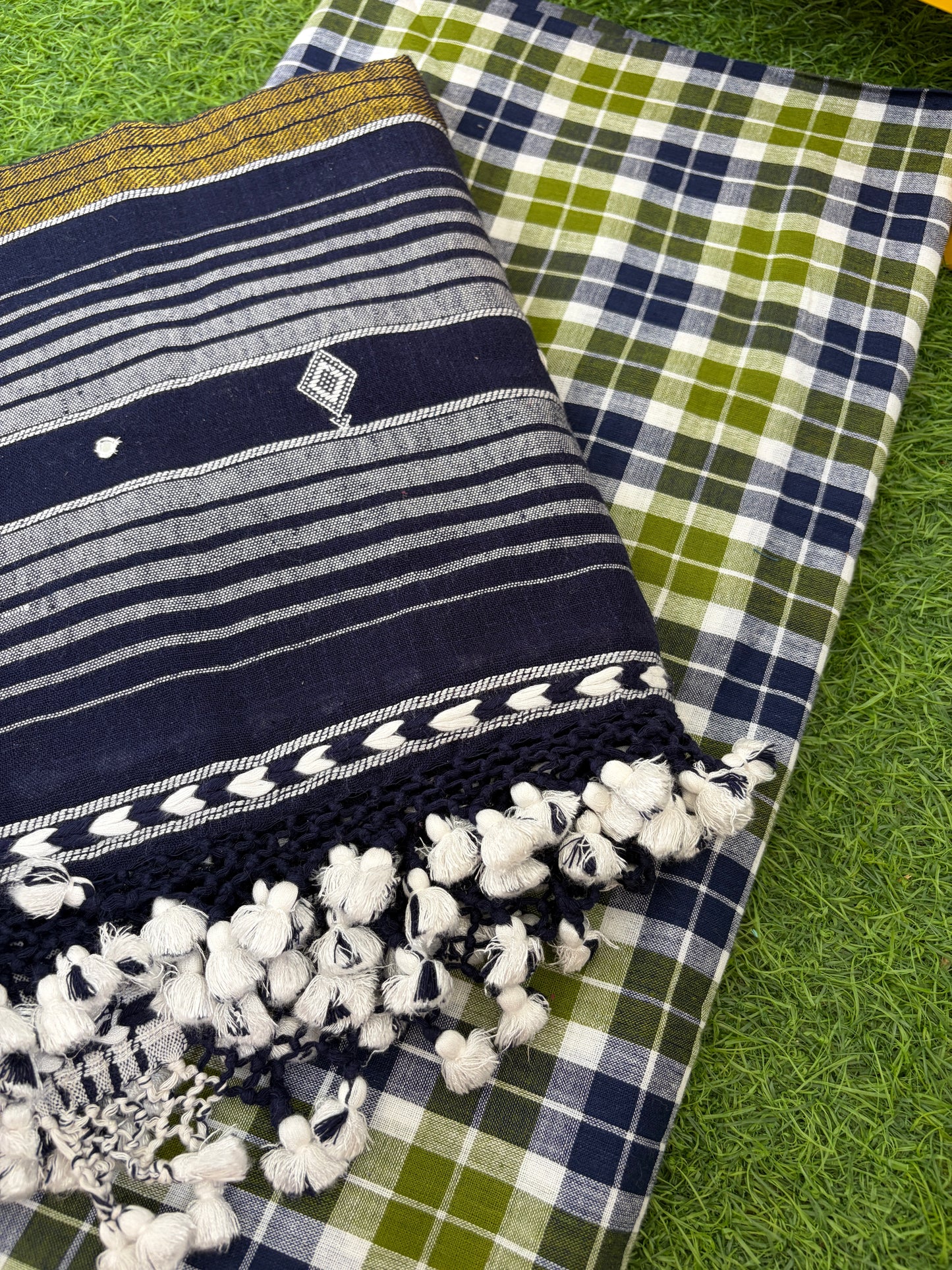 Handwoven check Kurta kala cotton bhujodi dupatta