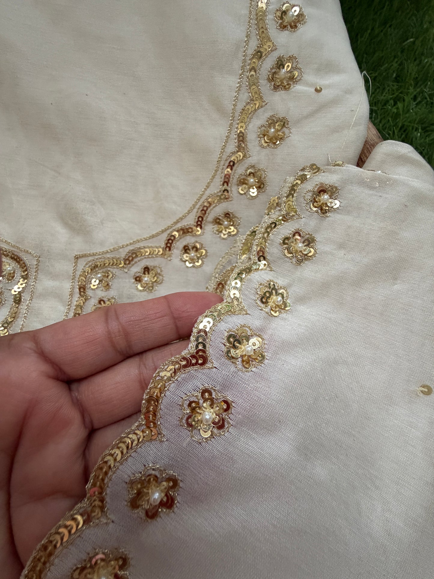 Hand embroidered chanderi kurta dupatta