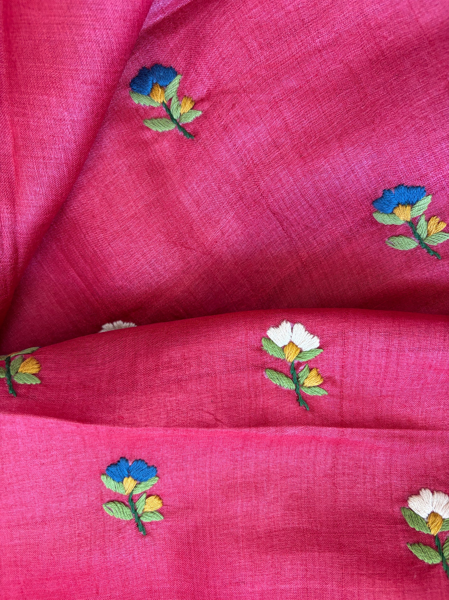 Hand embroidered tussar kurta dupatta