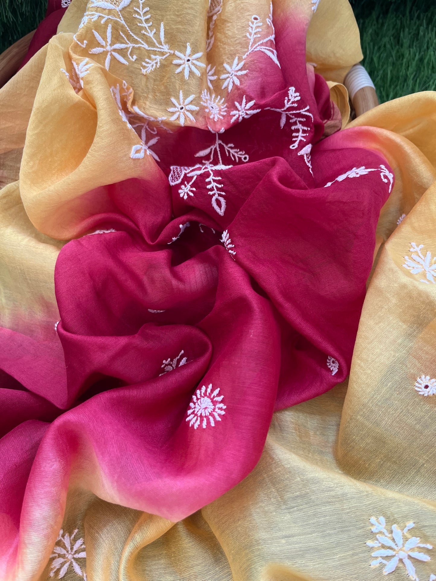 रोज़ाना  :Chanderi Chikankari Dupatta with kala cotton kurta Fabric