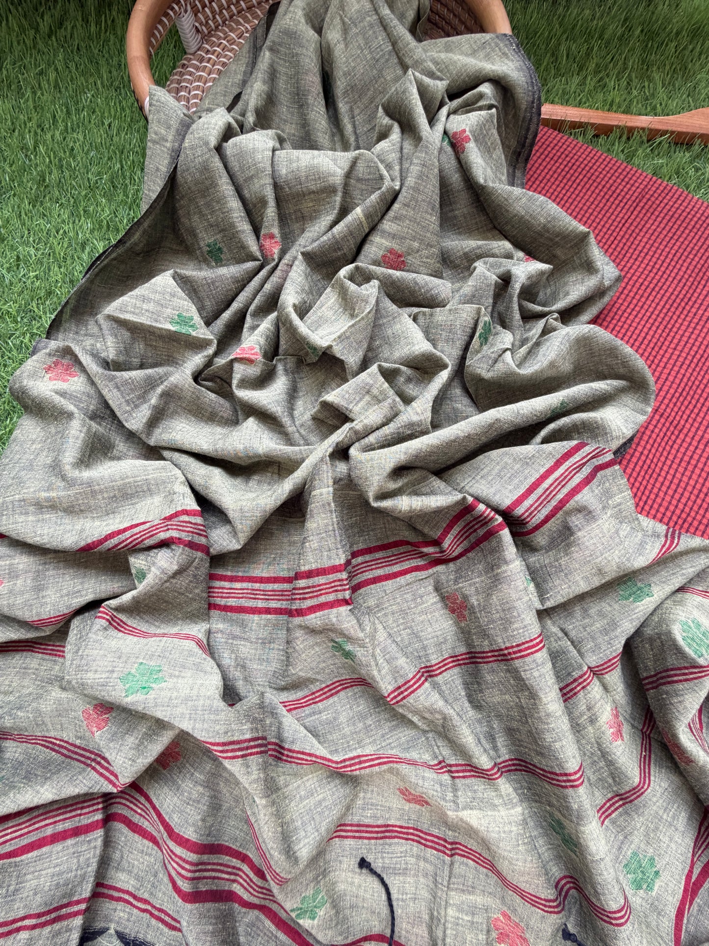 Jaamdani Mul dupatta khadi kurta Bottom