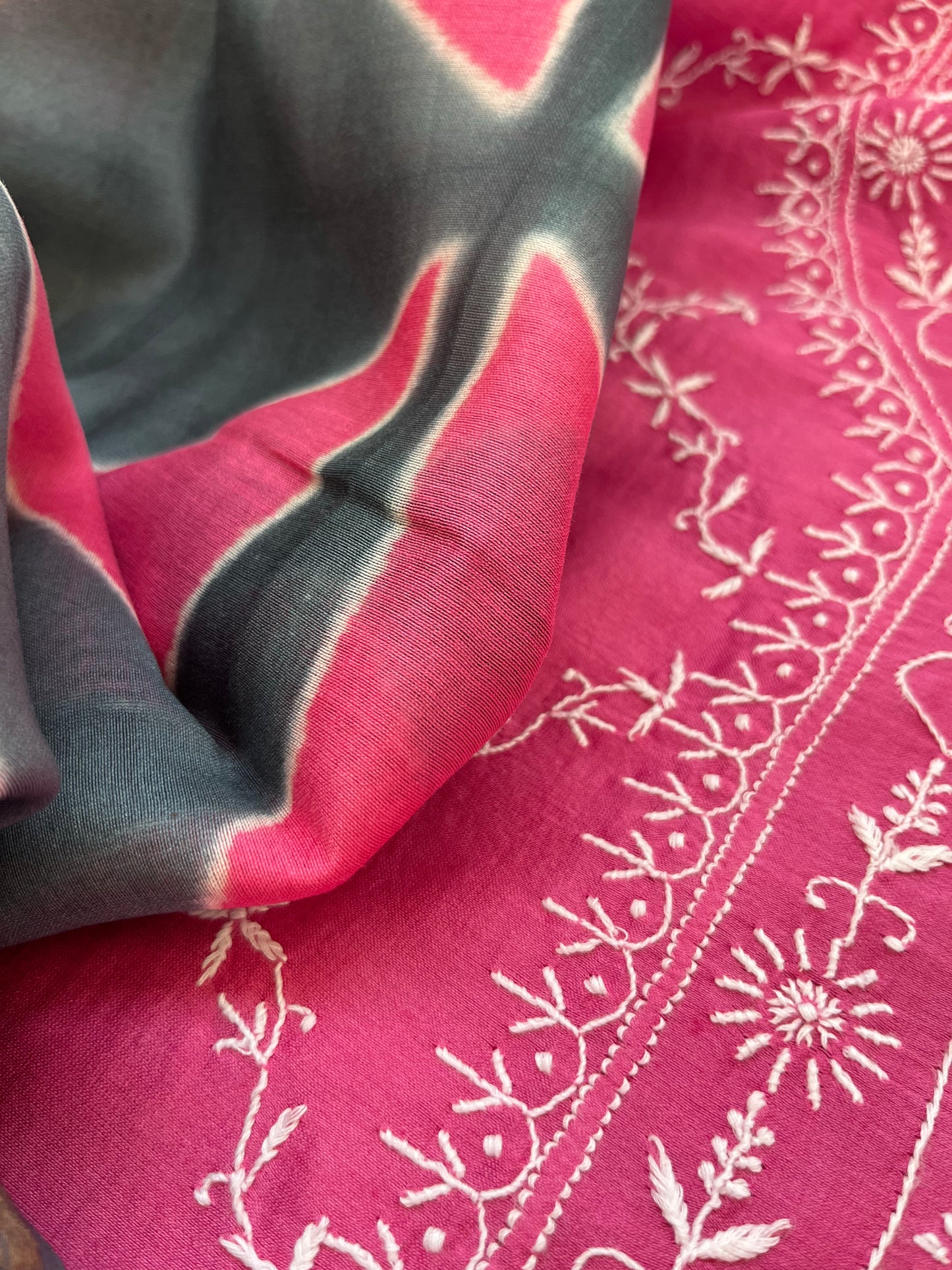 Chanderi Chikankari Kurta clamp dye Dupatta