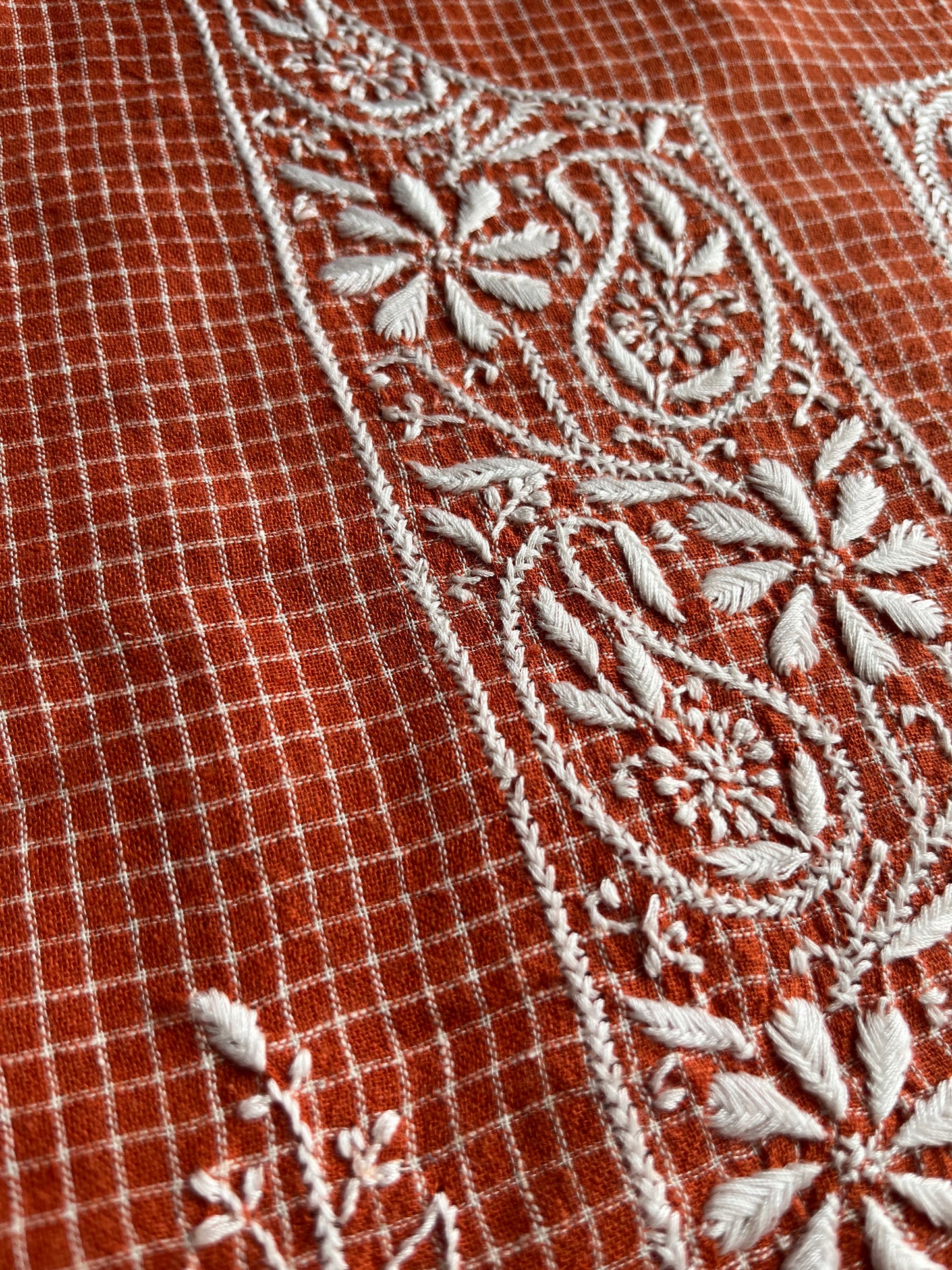 Chikankari kala cotton Kurta