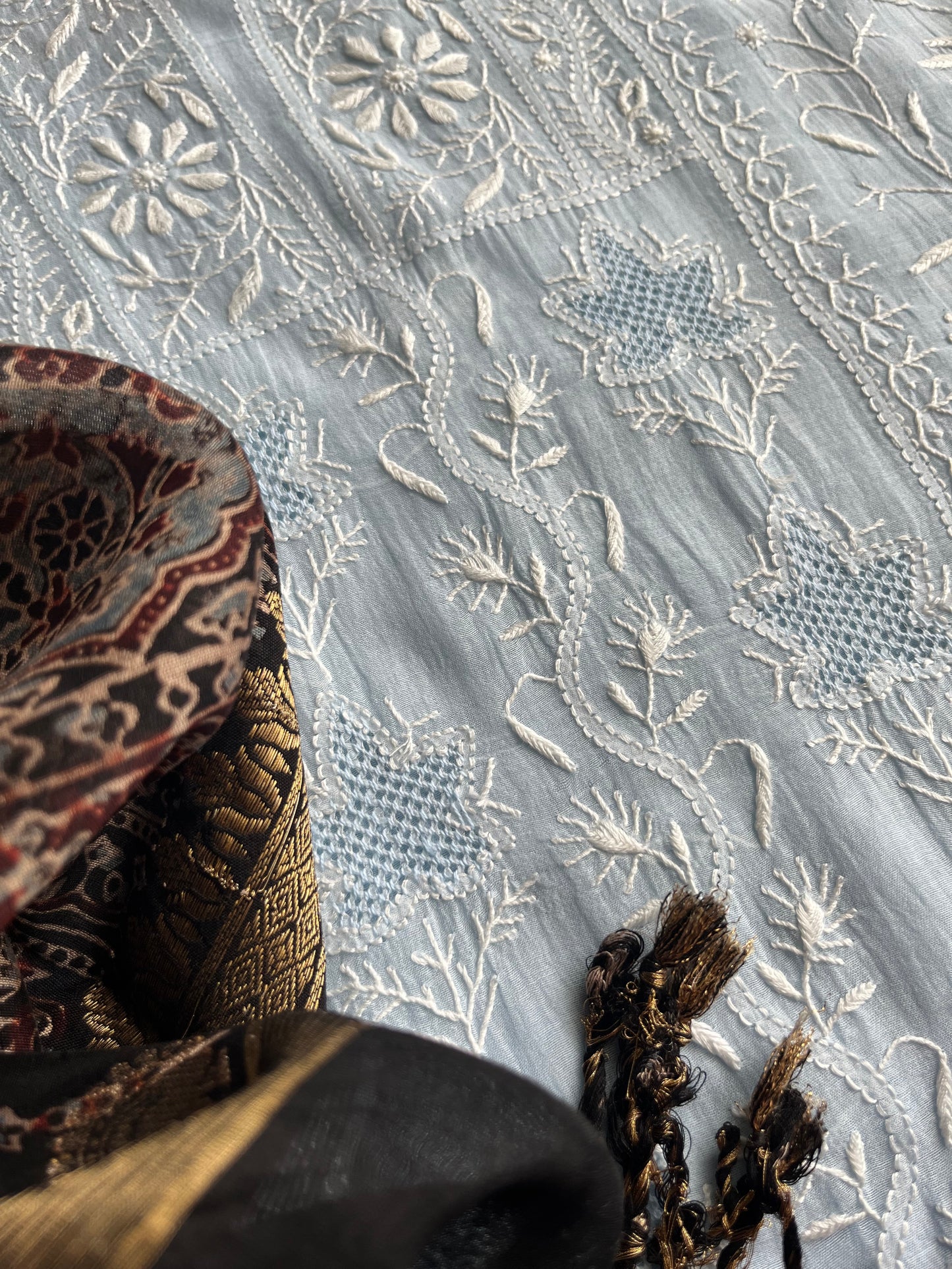 Chikankari kurta ajrakh Dupatta