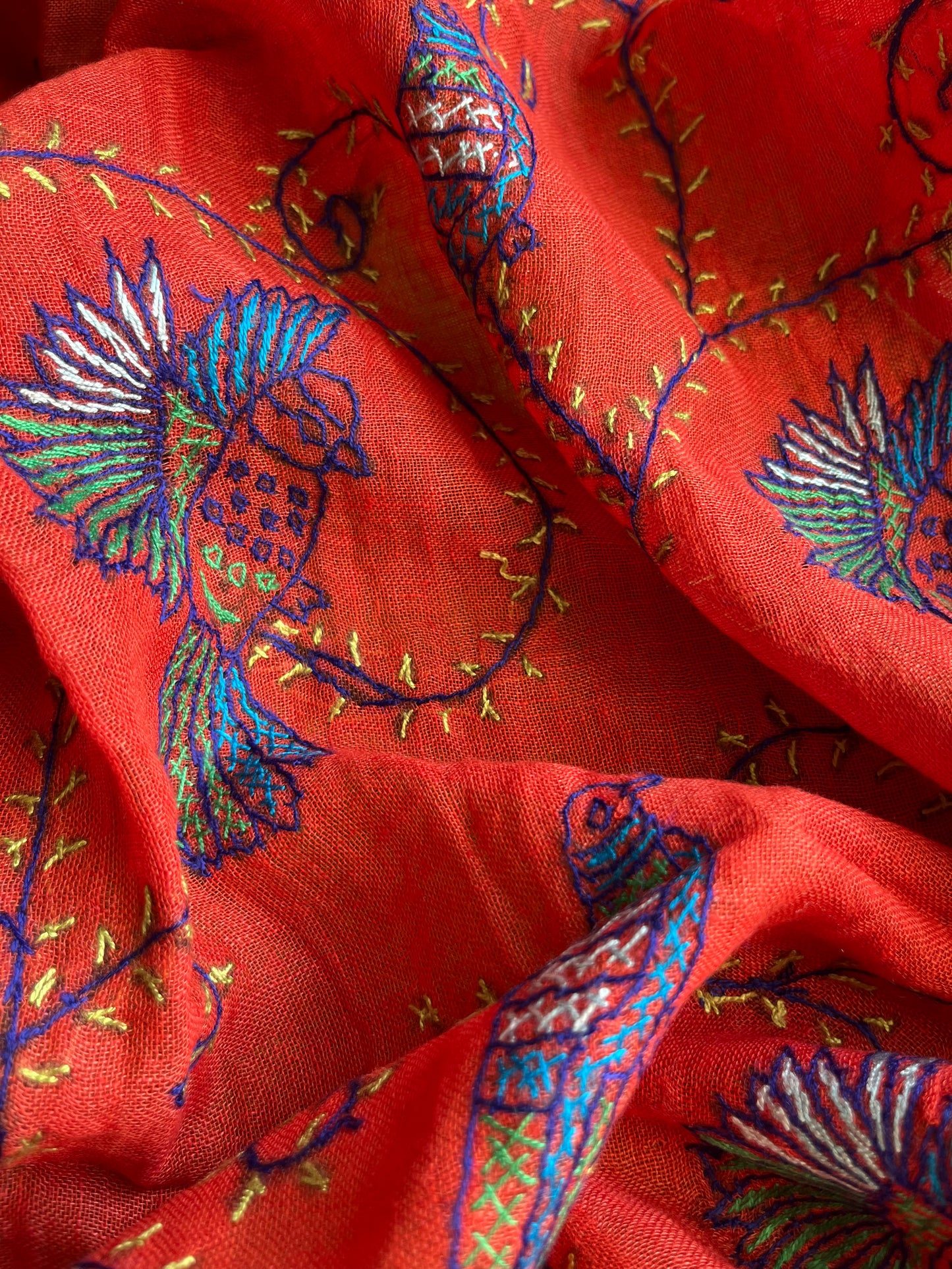 Linen sozni Dupatta set